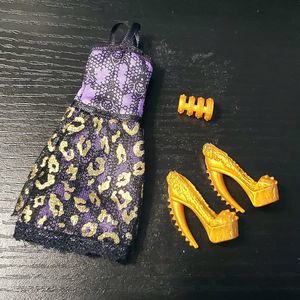 MONSTER HIGH Clawdeen Wolf Scaris City of Frights Outfit
